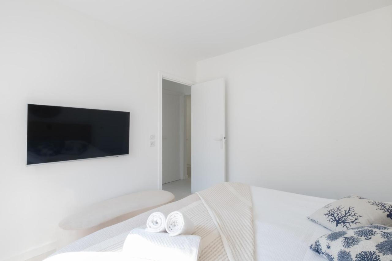 Stylish 2-br Steps From The Croisette *